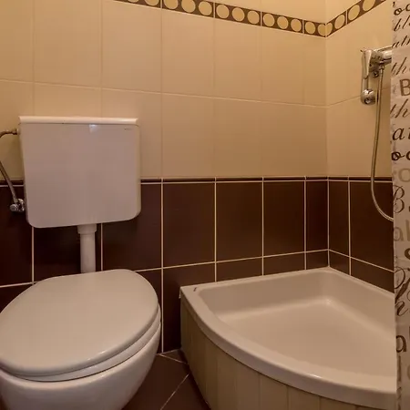 With A Parking Space - 13204 Apartman
