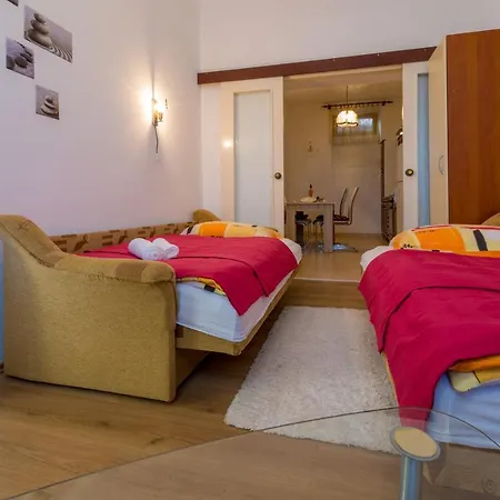 Apartman With A Parking Space - 13204 Crikvenica