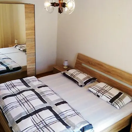 With A Parking Space - 13204 Apartman