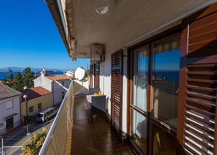 With A Parking Space - 13204 Apartamento Crikvenica