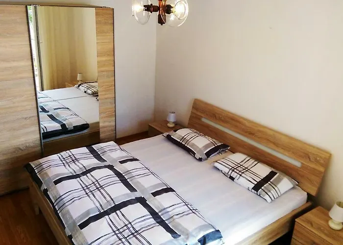 With A Parking Space - 13204 Apartamento